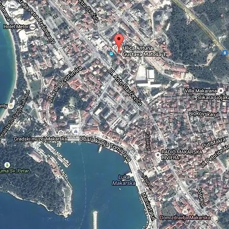 Urban Lägenhet Makarska