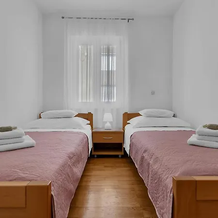 Lägenhet Urban Makarska